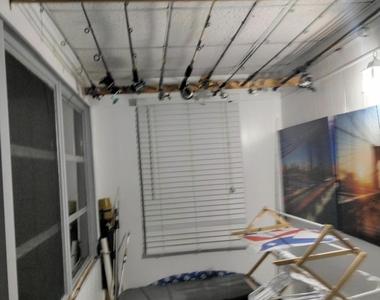 399 Brittany Drive - Photo Thumbnail 14