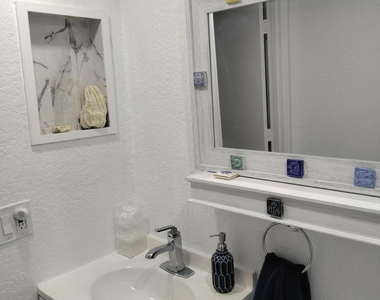 399 Brittany Drive - Photo Thumbnail 1