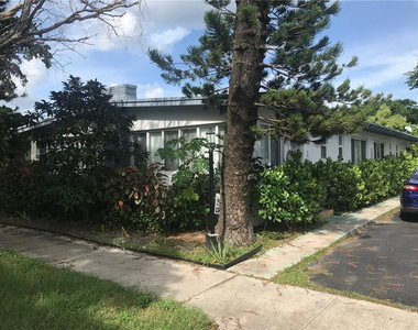 725 S 20th Avenue - Photo Thumbnail 8