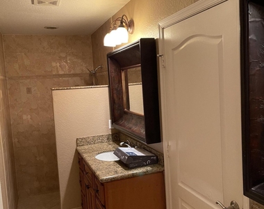 1273 Sw Granville Avenue - Photo Thumbnail 2