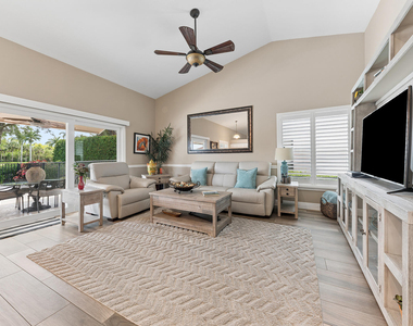 8658 Vista Greens Court - Photo Thumbnail 3