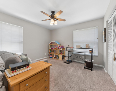8658 Vista Greens Court - Photo Thumbnail 10