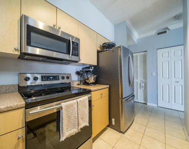 616 Clearwater Park Road - Photo Thumbnail 5