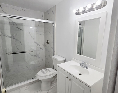2849 Ne 13th Avenue - Photo Thumbnail 10