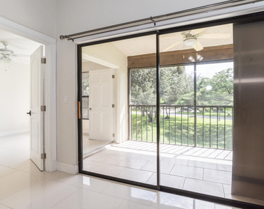 3129 Millwood Terrace - Photo Thumbnail 9