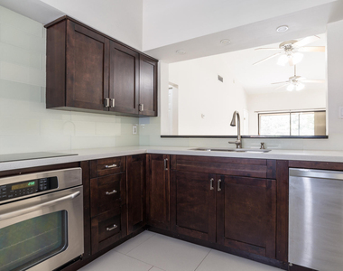 3129 Millwood Terrace - Photo Thumbnail 3