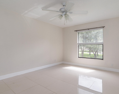 3129 Millwood Terrace - Photo Thumbnail 12