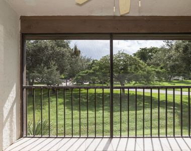 3129 Millwood Terrace - Photo Thumbnail 17