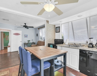3218 Palm Drive - Photo Thumbnail 20
