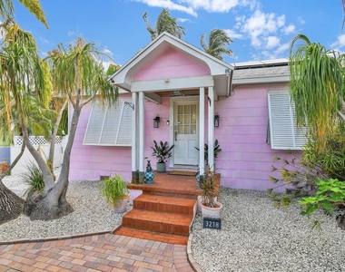3218 Palm Drive - Photo Thumbnail 35