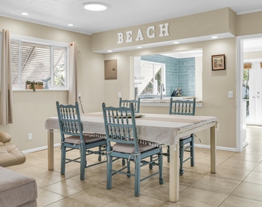 3218 Palm Drive - Photo Thumbnail 13