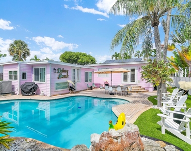3218 Palm Drive - Photo Thumbnail 37