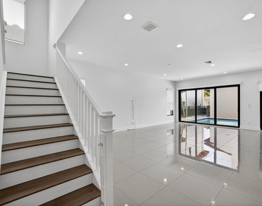 4025 Faraday Way - Photo Thumbnail 8