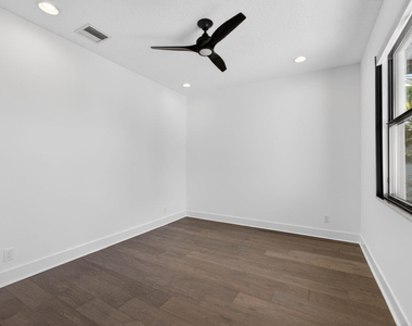 4025 Faraday Way - Photo Thumbnail 33