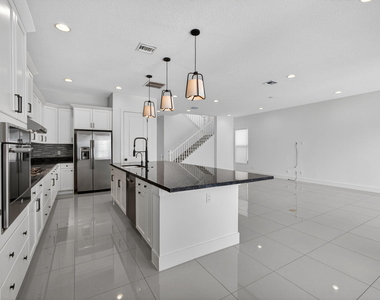 4025 Faraday Way - Photo Thumbnail 14