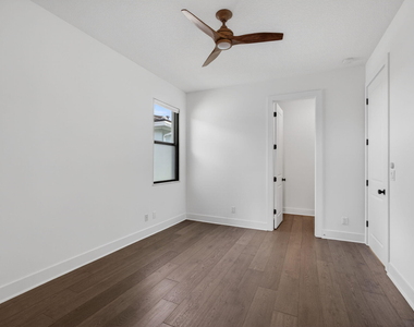 4025 Faraday Way - Photo Thumbnail 41