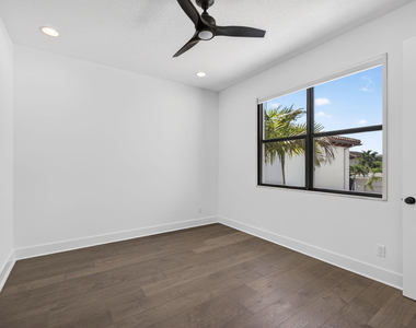 4025 Faraday Way - Photo Thumbnail 34