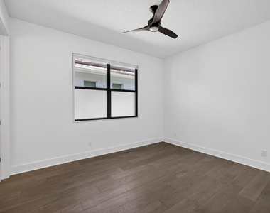 4025 Faraday Way - Photo Thumbnail 35