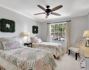 8316 Quail Meadow Way - Photo Thumbnail 16