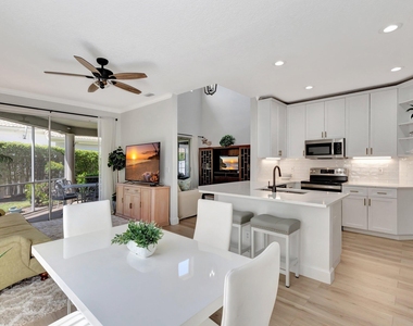 8316 Quail Meadow Way - Photo Thumbnail 9