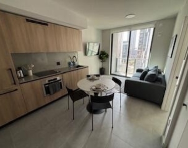 121 Ne 5th Street - Photo Thumbnail 1