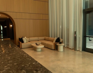 121 Ne 5th Street - Photo Thumbnail 14