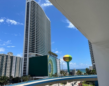1801 S Ocean Drive - Photo Thumbnail 11