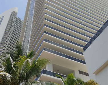1830 S Ocean Drive - Photo Thumbnail 18