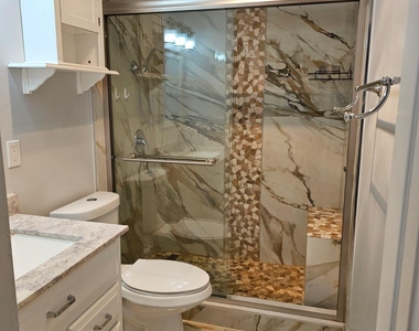 2148 Sherwood Forest Boulevard - Photo Thumbnail 15