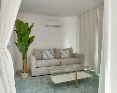 1250 Arthur Street - Photo Thumbnail 4