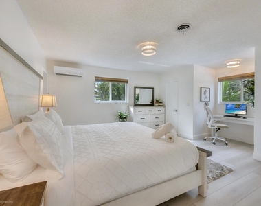 1250 Arthur Street - Photo Thumbnail 3