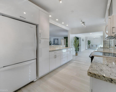 1250 Arthur Street - Photo Thumbnail 12