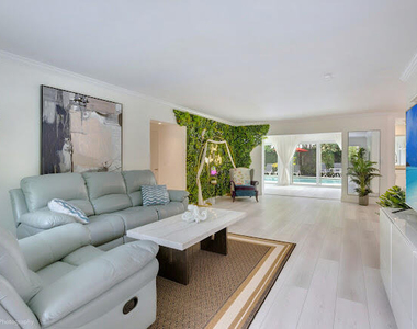 1250 Arthur Street - Photo Thumbnail 19