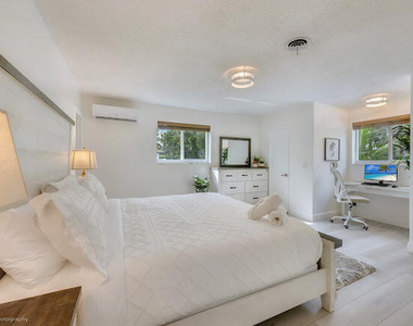 1250 Arthur Street - Photo Thumbnail 13