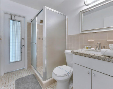 1250 Arthur Street - Photo Thumbnail 10