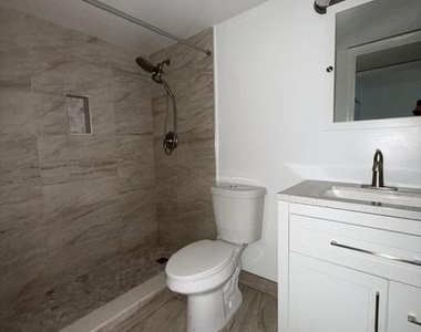 1500 N Congress Avenue - Photo Thumbnail 9