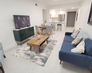 185 Se 14th Terrace - Photo Thumbnail 9