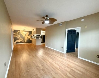 2915 Tuscany Court - Photo Thumbnail 11