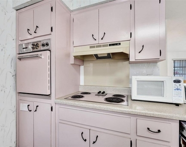 2317 Garfield Street - Photo Thumbnail 13