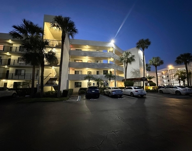 3138 Via Poinciana - Photo Thumbnail 10