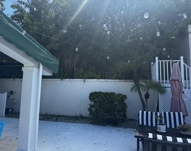 112 E Coral Fish Lane - Photo Thumbnail 31