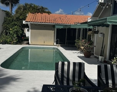 112 E Coral Fish Lane - Photo Thumbnail 40