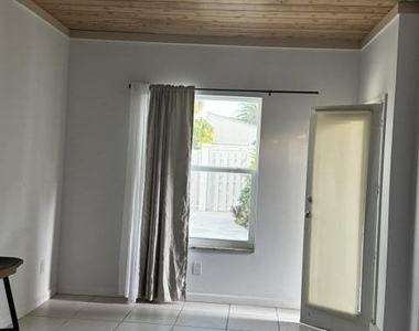 112 E Coral Fish Lane - Photo Thumbnail 49