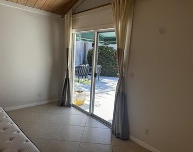 112 E Coral Fish Lane - Photo Thumbnail 19