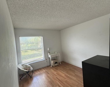 2414 Ne 11th Street - Photo Thumbnail 26