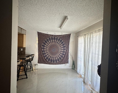 2414 Ne 11th Street - Photo Thumbnail 13