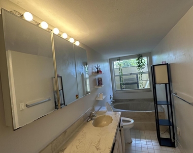 2414 Ne 11th Street - Photo Thumbnail 30