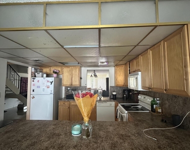 2414 Ne 11th Street - Photo Thumbnail 11