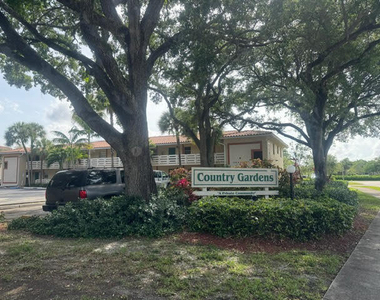3211 Nw 103rd Terrace - Photo Thumbnail 1