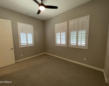 22834 E Silver Creek Lane - Photo Thumbnail 20